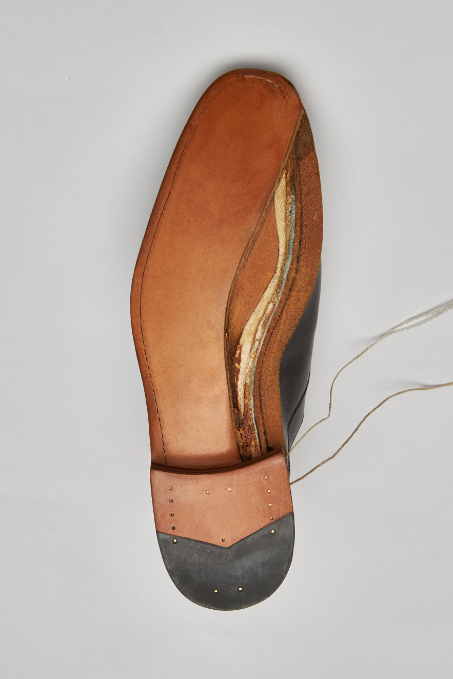 Прочное крепление подошвы